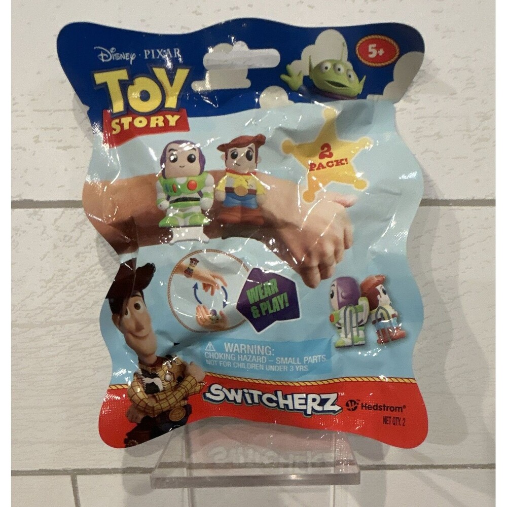 Disney Pixar Toy Story Switcherz Wear & Play 2-Pack Set Buzz Lightyear & Woody